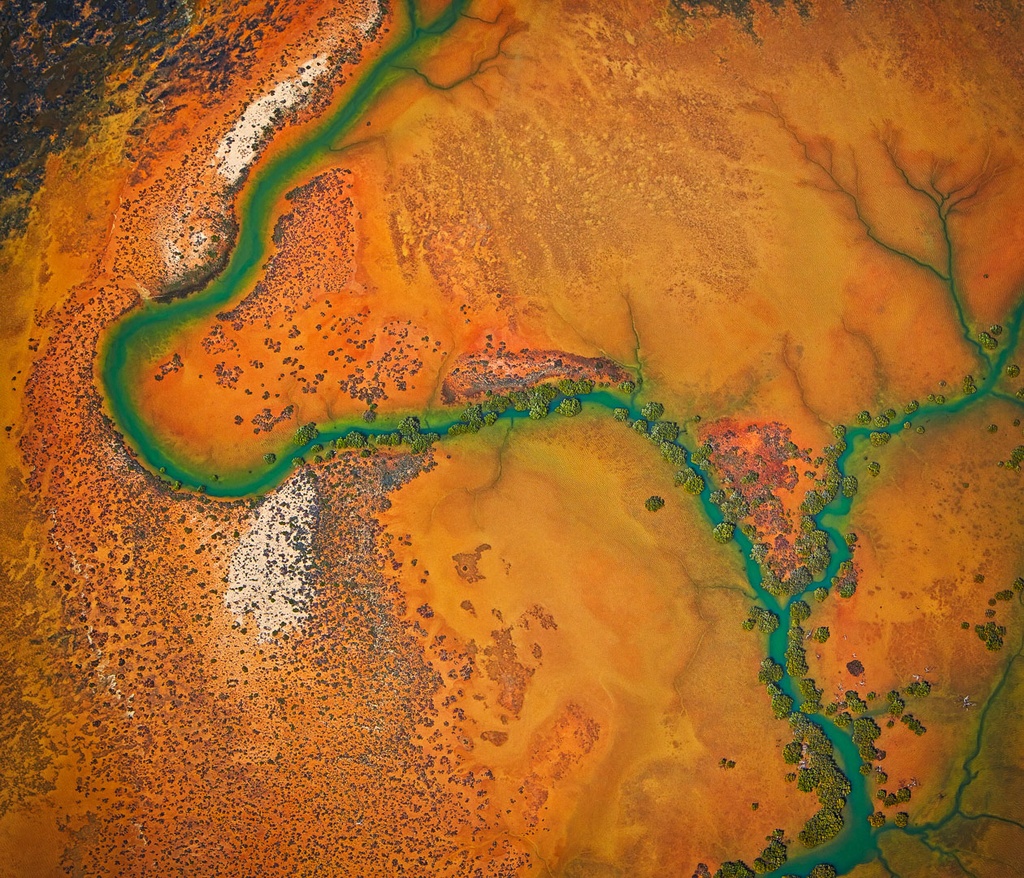 SUN0332 - Exmouth Plains (Fine Art Print - Rolled, 40cm x 40cm)