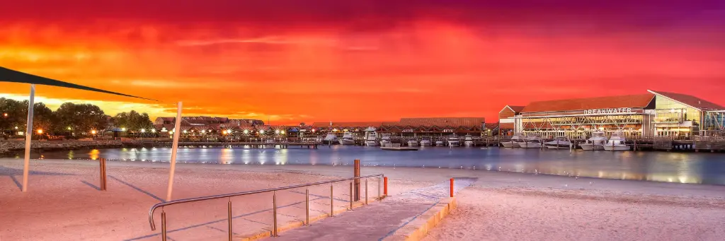 SUN0026 - Hillarys Marina Rise