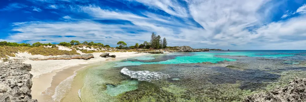 SUN0797 - Geordie Bay (Fine Art Print - Rolled, 60cm x 20cm)