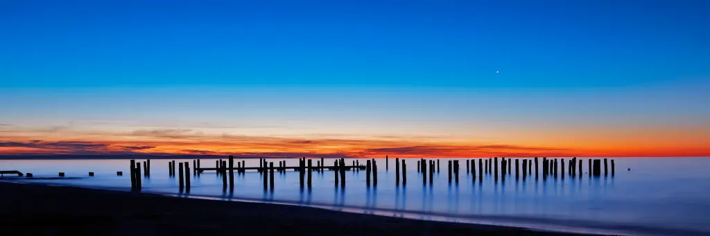 SUN0045 - Busselton Jetty (Fine Art Print - Rolled, 60cm x 20cm)