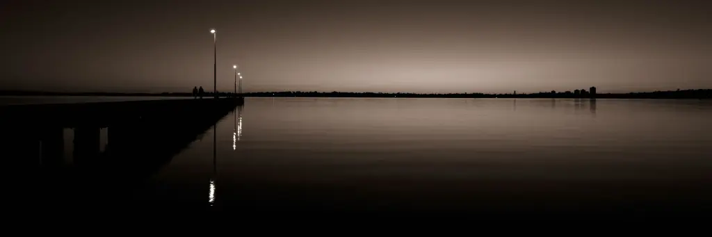 SUN035 - Como Jetty (Fine Art Print - Rolled, 60cm x 20cm)