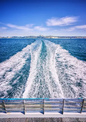 SUN0528 - Goodbye Rottnest