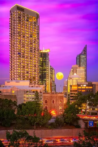 SUN0859 - Moon Gate Perth